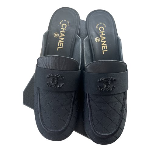 Pre-owned Chanel Exotic Leathers Mules In Black