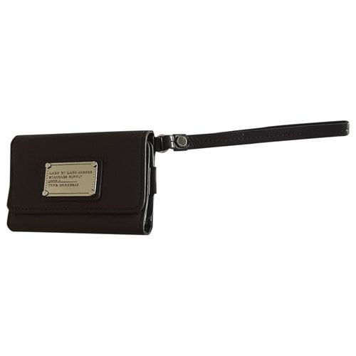 Pre-owned Marc By Marc Jacobs Leather Wallet In Ecru
