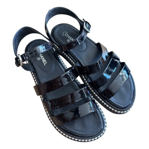 Pre-owned Chanel Patent Leather Sandal In Black
