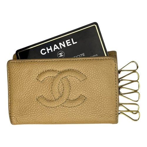 Pre-owned Chanel Leather Wallet In Beige