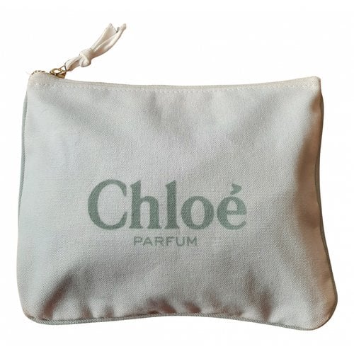 Pre-owned Chloé Clutch Bag In White