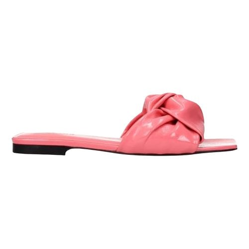Pre-owned By Far Leather Mules In Pink
