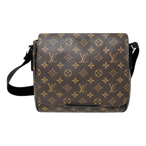 Pre-owned Louis Vuitton District Bag In Brown