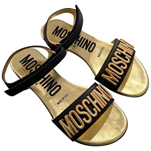 Pre-owned Moschino Leather Sandal In Gold
