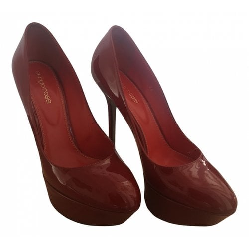 Pre-owned Sergio Rossi Patent Leather Heels In Red