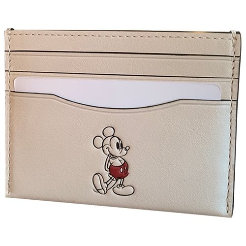Pre-owned Coach Disney Collection Leather Card Wallet In White