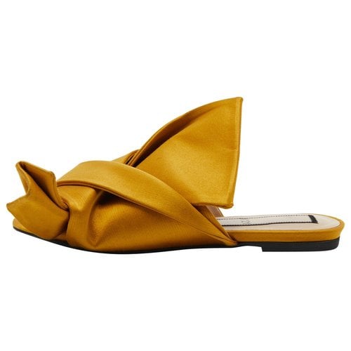 Pre-owned N°21 Cloth Flats In Yellow
