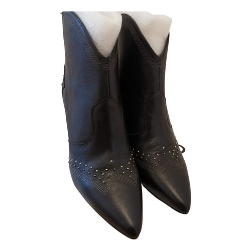 Pre-owned Lola Cruz Leather Western Boots In Black