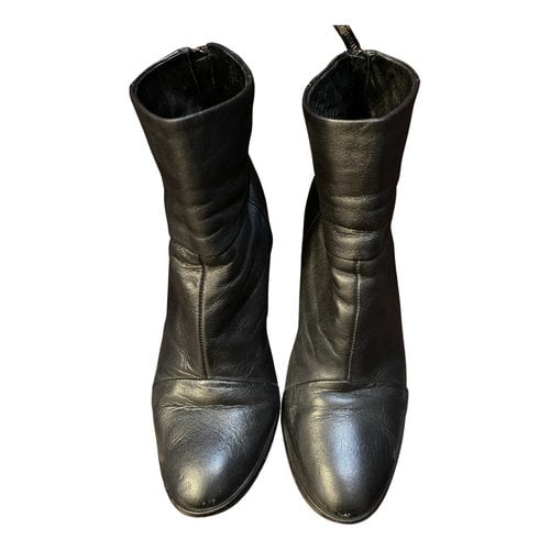 Pre-owned Luca Valentini Leather Ankle Boots In Black