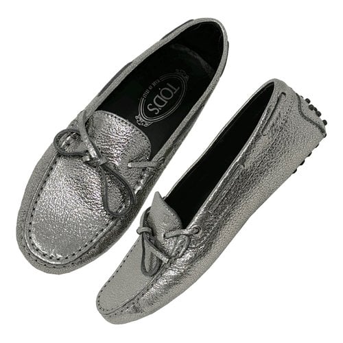 Pre-owned Tod's Leather Flats In Silver