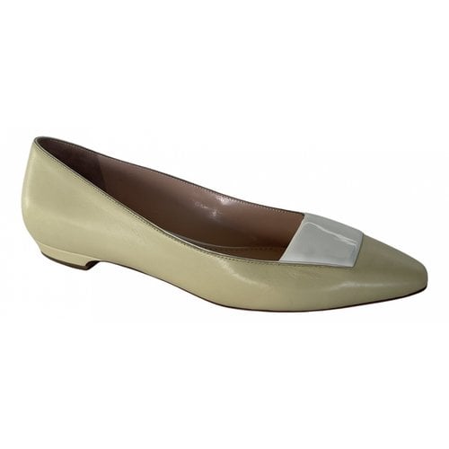 Pre-owned Bally Leather Ballet Flats In Yellow
