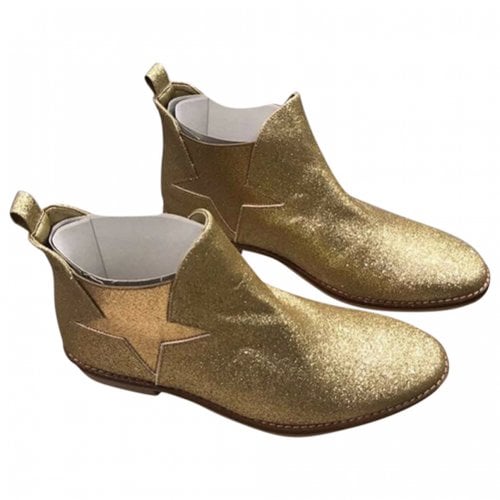 Pre-owned Stella Mccartney Leather Ankle Boots In Gold