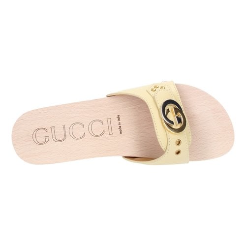 Pre-owned Gucci Leather Sandals In Yellow