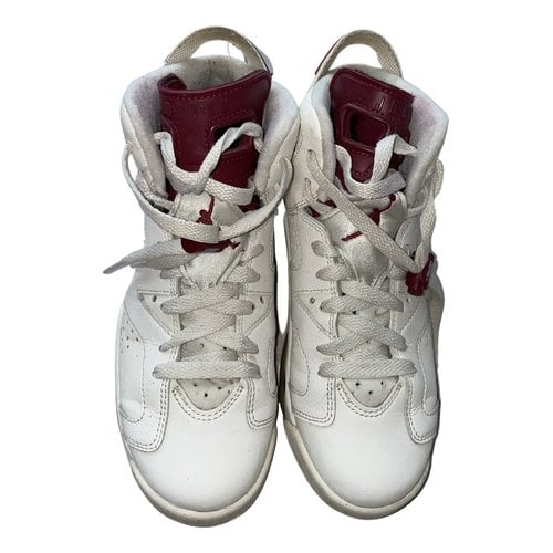 Pre-owned Jordan 6 Leather Trainers In White