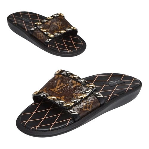 Pre-owned Louis Vuitton Bom Dia Leather Flip Flops In Brown