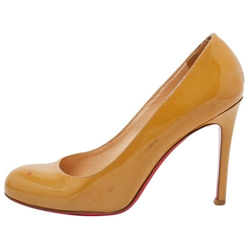 Pre-owned Christian Louboutin Patent Leather Flats In Yellow