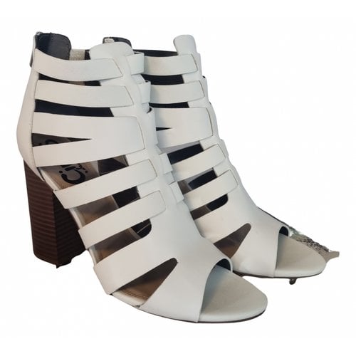 Pre-owned Sam Edelman Leather Sandals In White