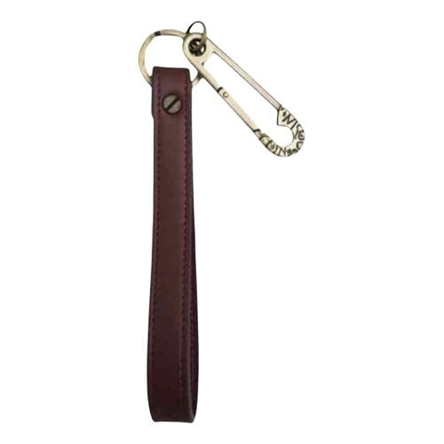 Pre-owned Alexander Mcqueen Leather Key Ring In Burgundy