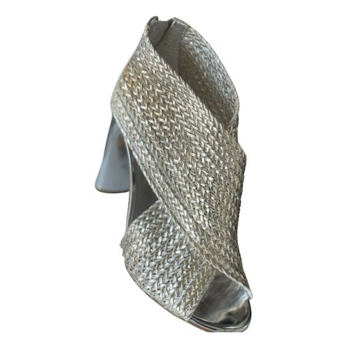 Pre-owned Casadei Leather Sandals In Silver