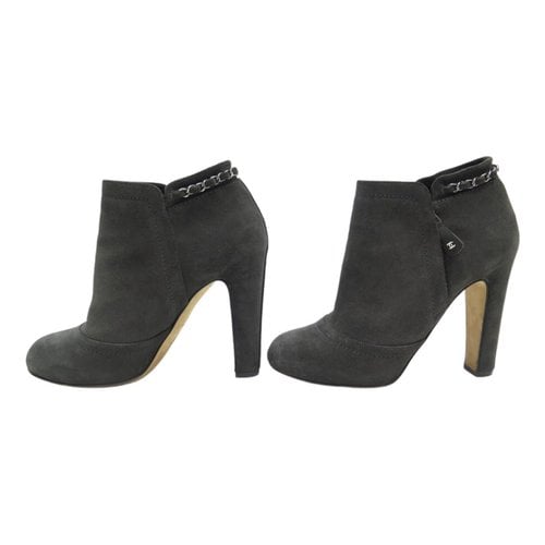 Pre-owned Chanel Ankle Boots In Grey