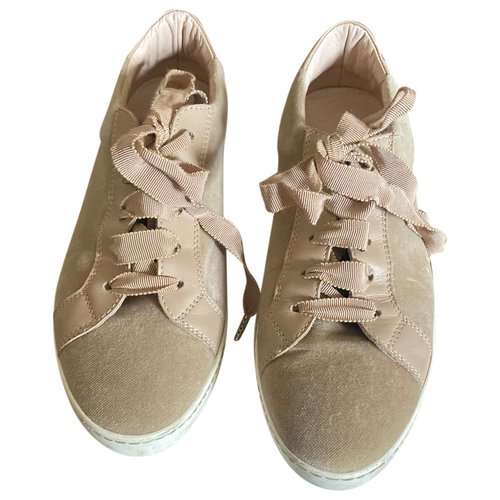 Pre-owned Escada Trainers In Beige
