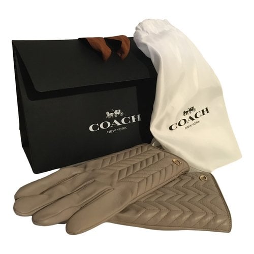 Pre-owned Coach Leather Gloves In Beige
