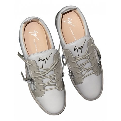Pre-owned Giuseppe Zanotti Trainers In Grey