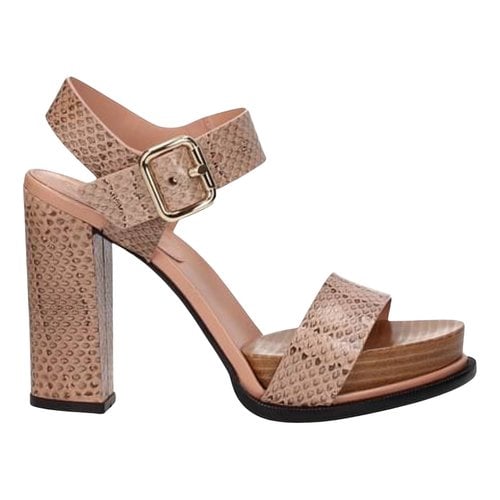 Pre-owned Tod's Leather Sandal In Pink