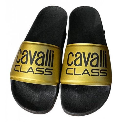 Pre-owned Class Cavalli Sandal In Multicolour