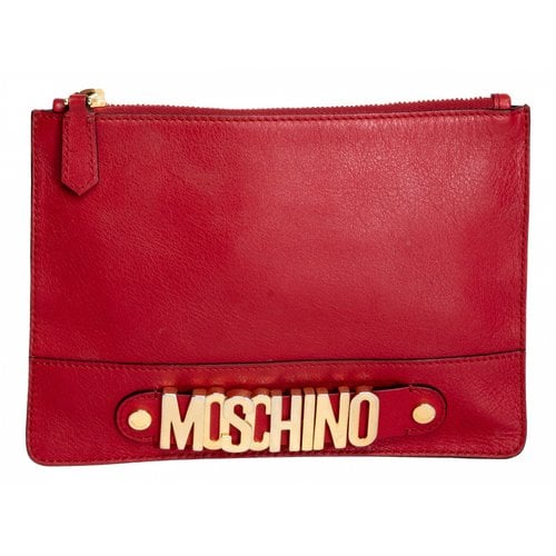 Pre-owned Moschino Leather Clutch Bag In Red