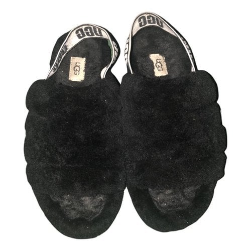 Pre-owned Ugg Faux Fur Sandals In Black