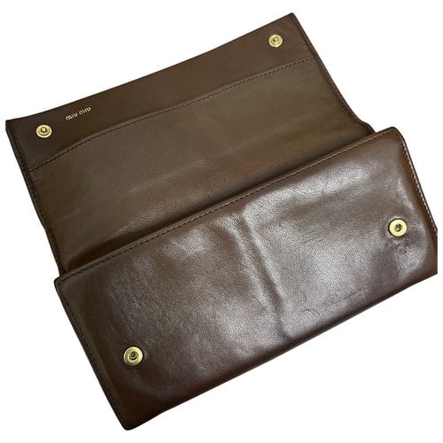 Pre-owned Miu Miu Leather Wallet In Brown