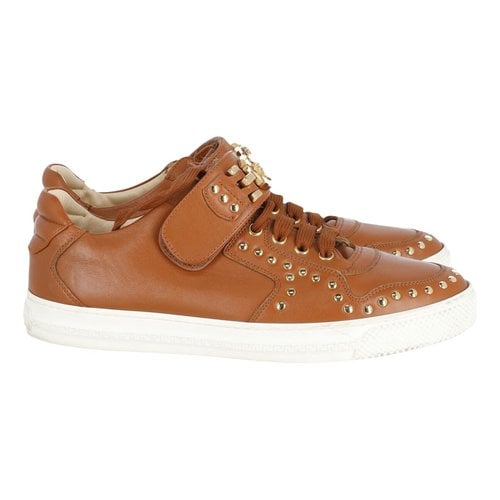Pre-owned Versace Leather Trainers In Brown