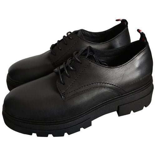 Pre-owned Tommy Hilfiger Leather Lace Ups In Black