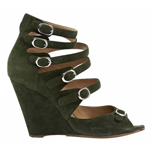 Pre-owned Chloé Leather Sandals In Green