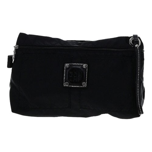 Pre-owned Longchamp Clutch Bag In Black