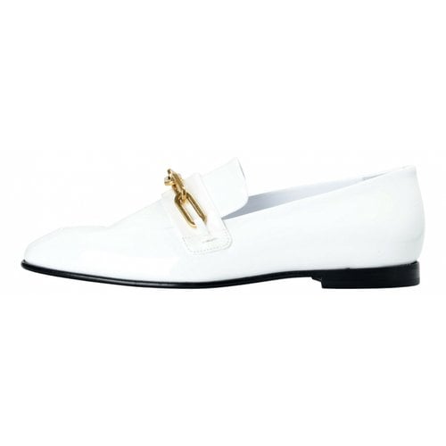Pre-owned Burberry Patent Leather Flats In White