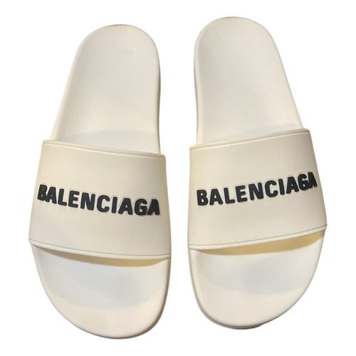Pre-owned Balenciaga Bb Mules In White