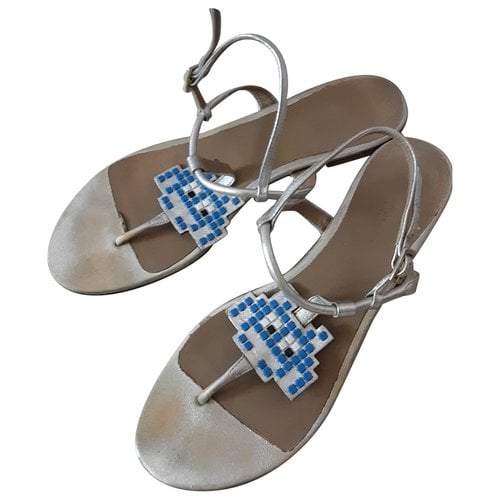 Pre-owned Anya Hindmarch Leather Flip Flops In Silver