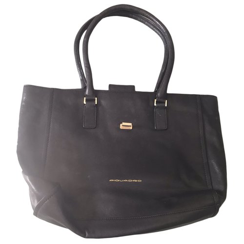 Pre-owned Piquadro Leather Tote In Black