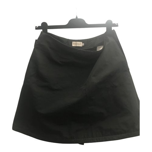 Pre-owned Moncler Mini Skirt In Black
