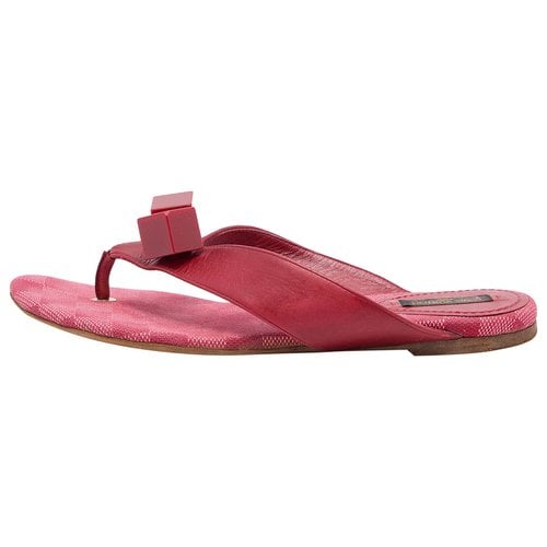 Pre-owned Louis Vuitton Leather Flats In Red