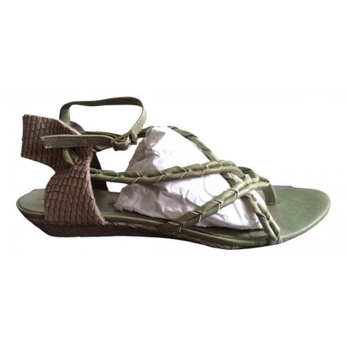 Pre-owned 7 For All Mankind Leather Sandal In Multicolour