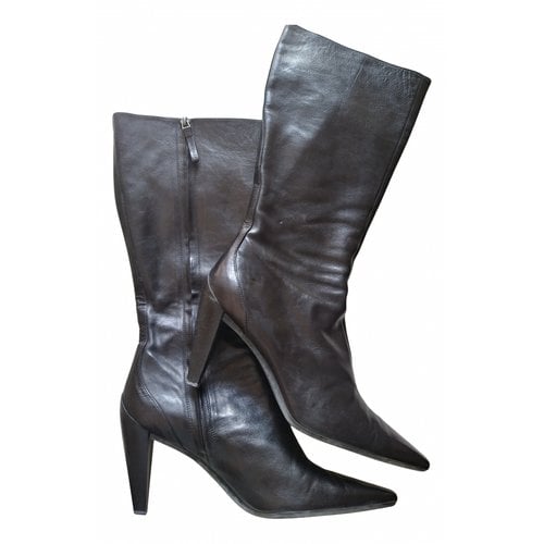 Pre-owned Bruno Magli Leather Boots In Black