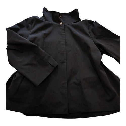 Pre-owned Herno Short Vest In Black