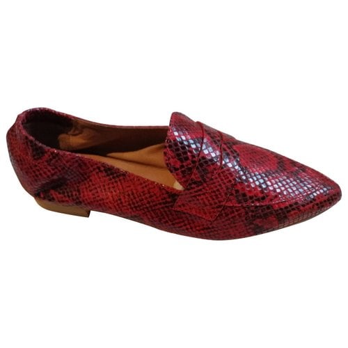 Pre-owned Bianco Leather Flats In Red