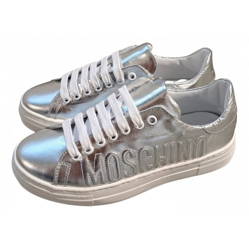 Pre-owned Moschino Leather Trainers In Silver