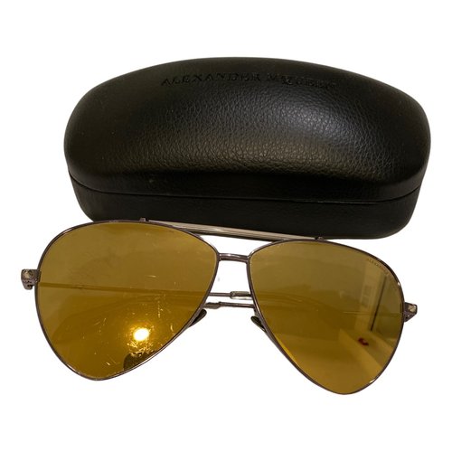 Pre-owned Alexander Mcqueen Aviator Sunglasses In Gold