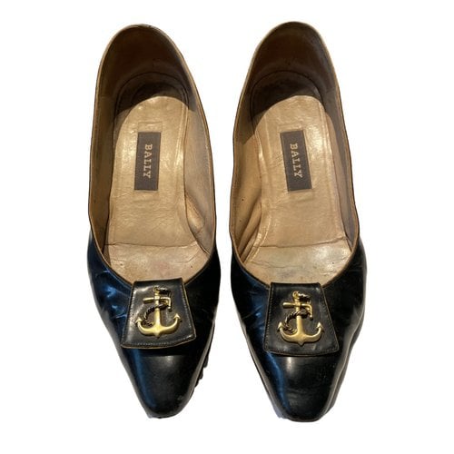 Pre-owned Bally Patent Leather Heels In Black