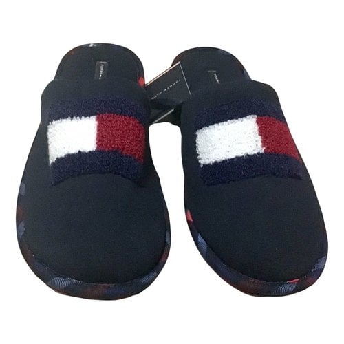 Pre-owned Tommy Hilfiger Sandals In Navy